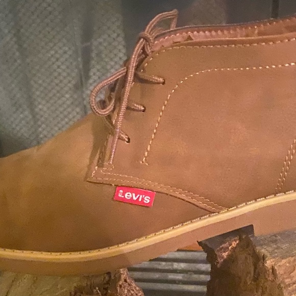 NWOT Mens Levi boots - Picture 3 of 5